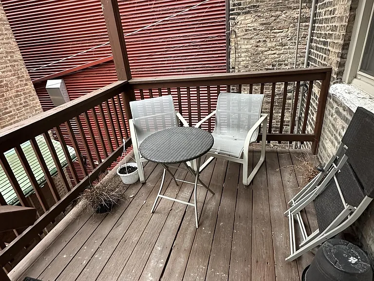 1917 W Evergreen Ave #2F — Photo 11