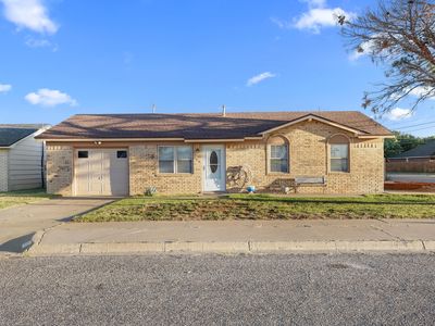 509 Holly St, Levelland, TX, 79336