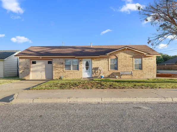 509 Holly St, Levelland, TX 79336