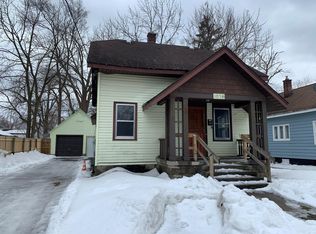 1056 Boston St SE, Grand Rapids, MI 49507
