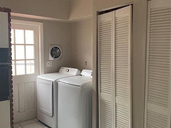 5th image of 695 NE 151st St #1