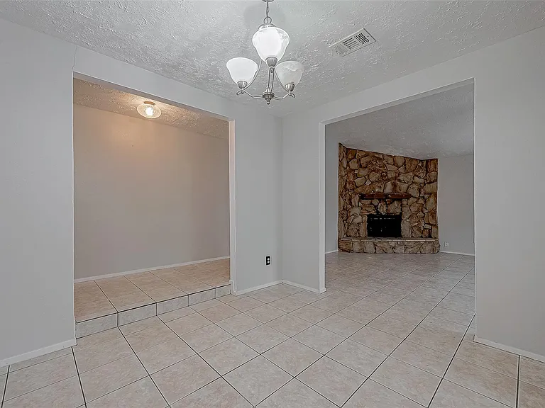 10322 Clarktower Ln — Photo 6