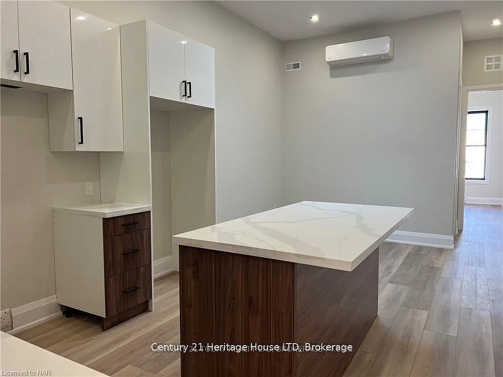 2 bed, $1,750 — Photo 2