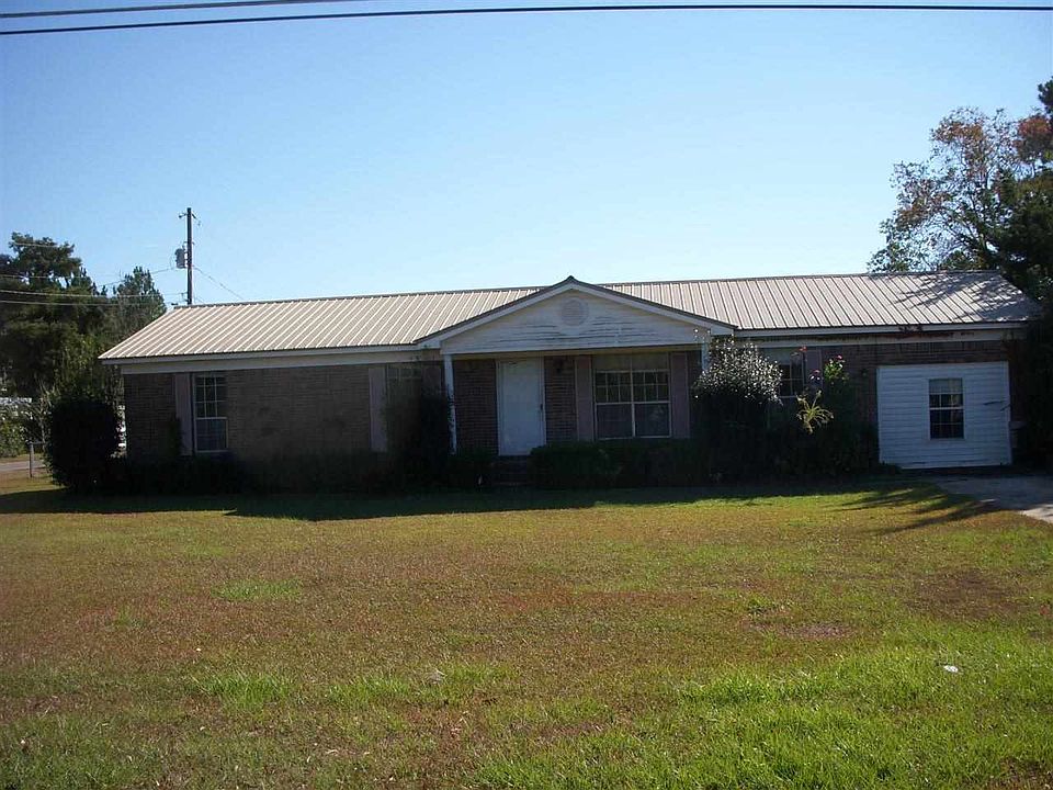 1st image of 4023 McCutchin Dr