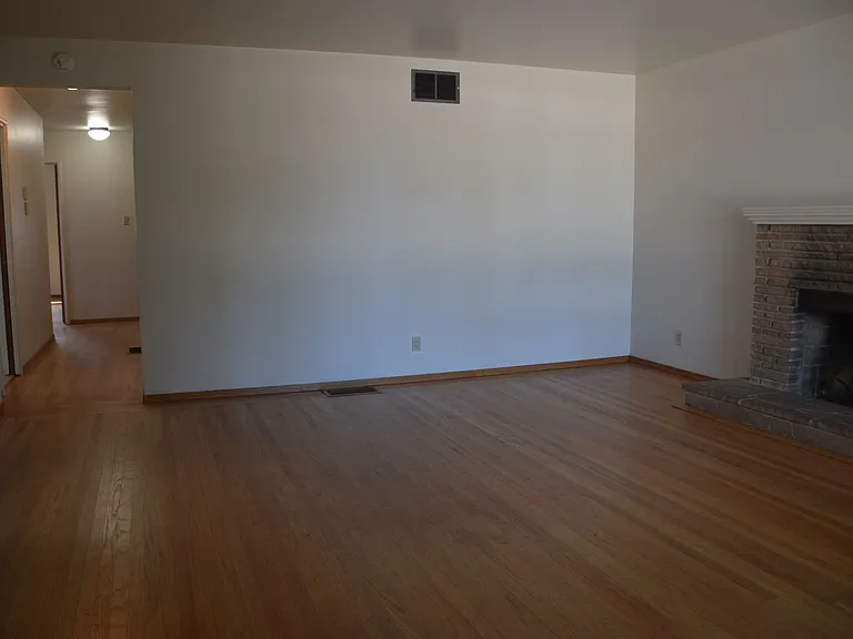 3809 Lassen Dr — Photo 4