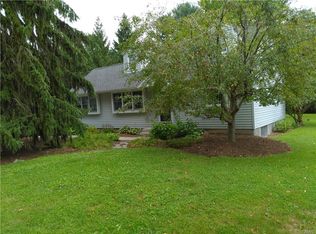 100 Sherwood Dr, Camillus, NY 13031