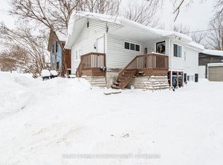 46 4th St, Midland, ON L4R 3S8