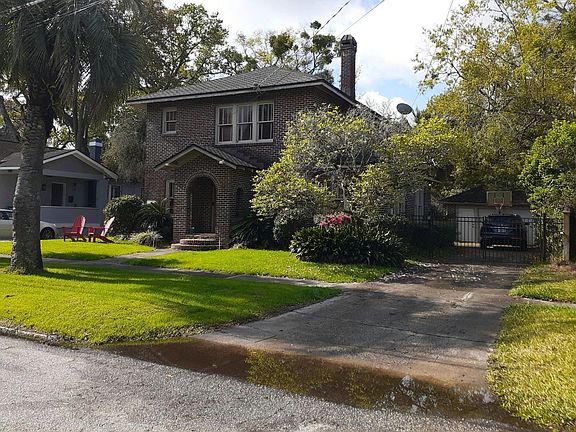 2nd image of 1374 Talbot Ave