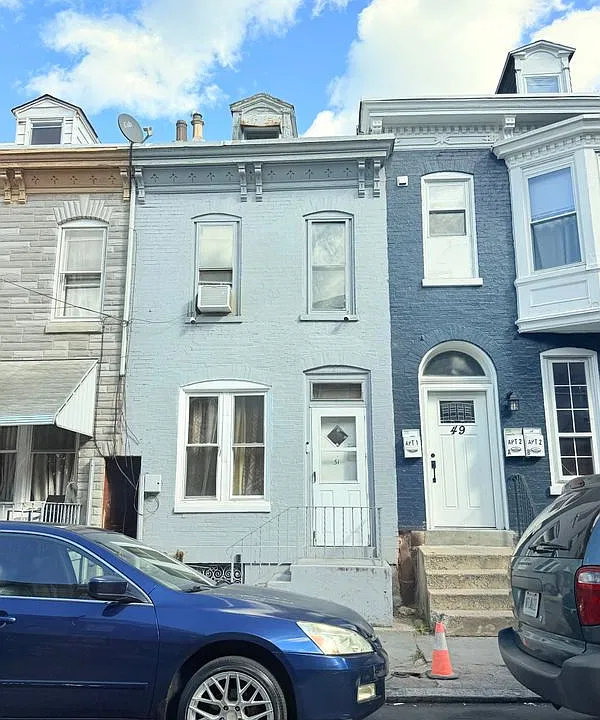 51 N 10th St