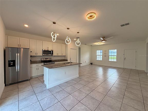 5th image of 15094 SW 43rd Avenue Rd