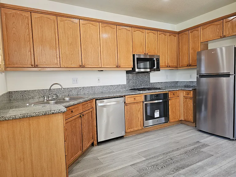 1751 Tallowberry Ln — Photo 5