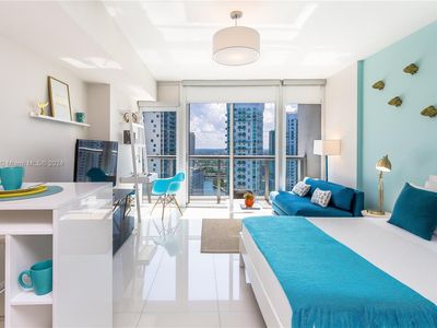 485 Brickell Ave APT 3205, Miami, FL, 33131