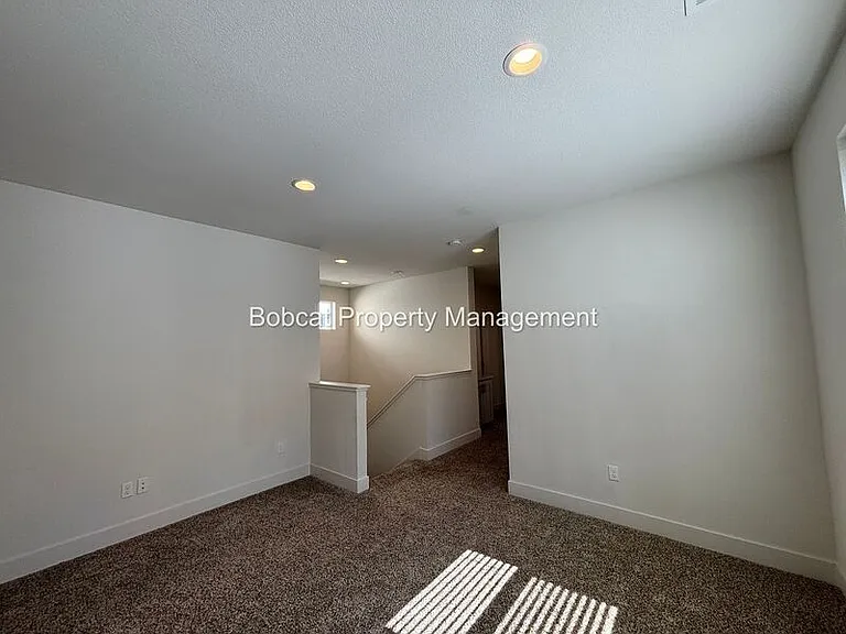 1287 Grove St — Photo 24