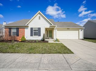 8454 Trappers Ct, Fishers, IN