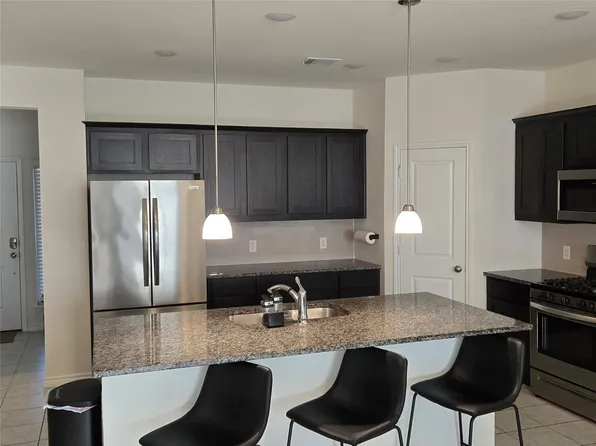 2932 Desert Lily Ln, Fort Worth, TX 76108
