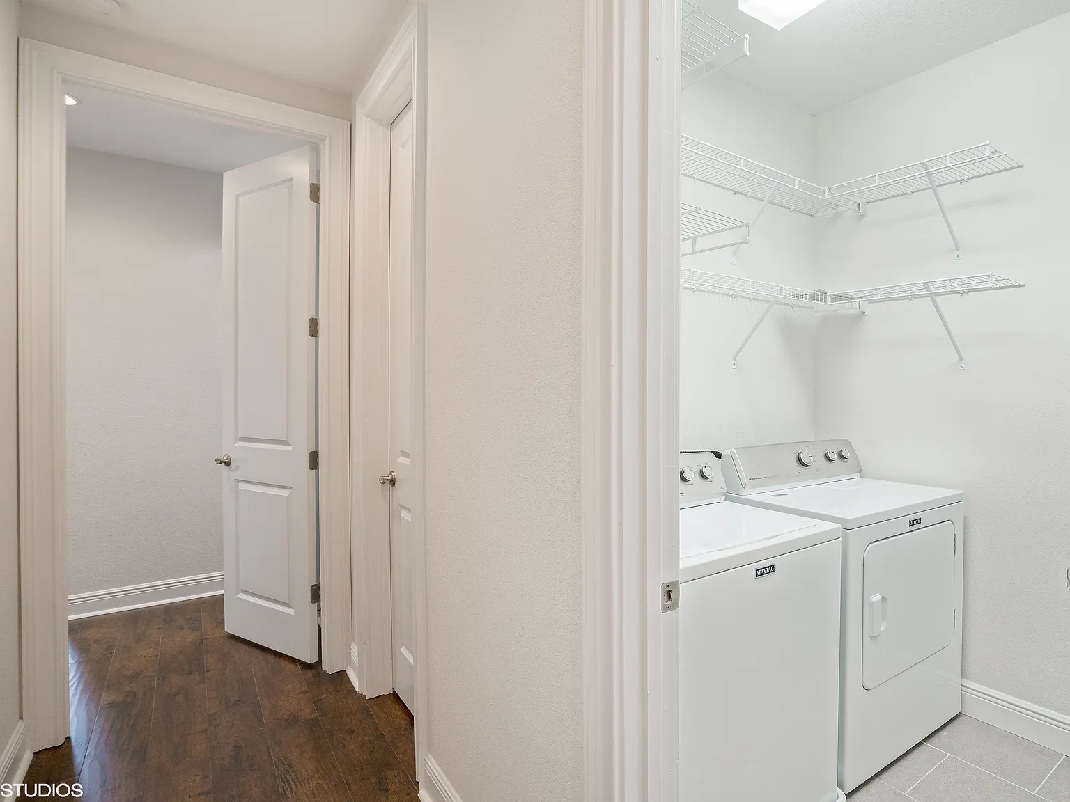 3 bed, 2.5 bath, 2603 sqft, $4,950 — Photo 4