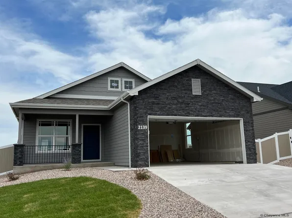 3302 Thomas Rd, Cheyenne, WY 82009