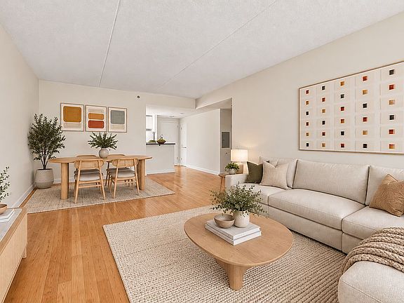 4th image of 40 W 116th St APT B301