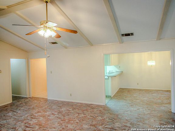 5th image of 2223 Peach Blossom St