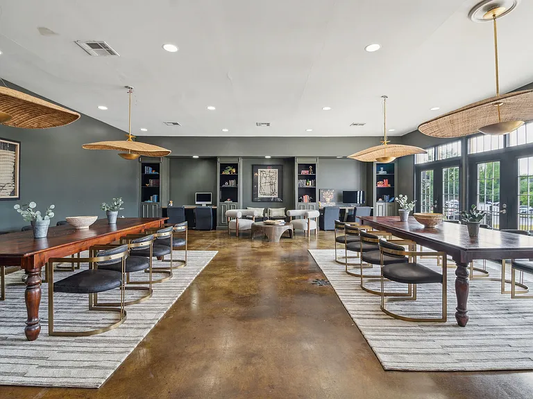 The Grand at Magnolia Pointe — Photo 9