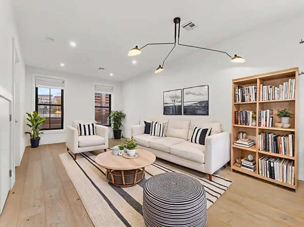 83 Saint Mark's Place image 1 of 10