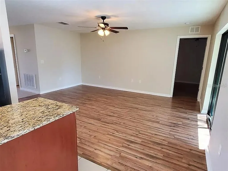 4567 Barbuda Dr — Photo 7