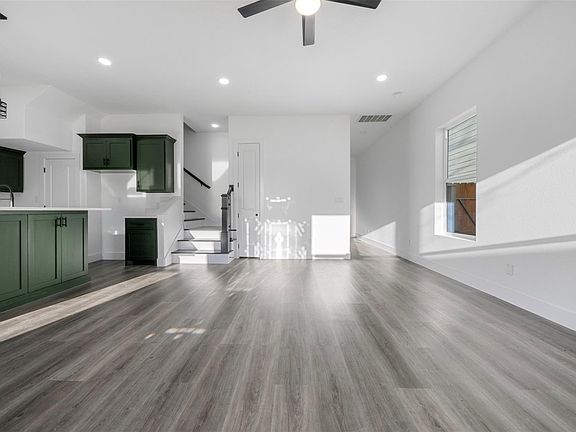 5th image of 1306 Duff Ln