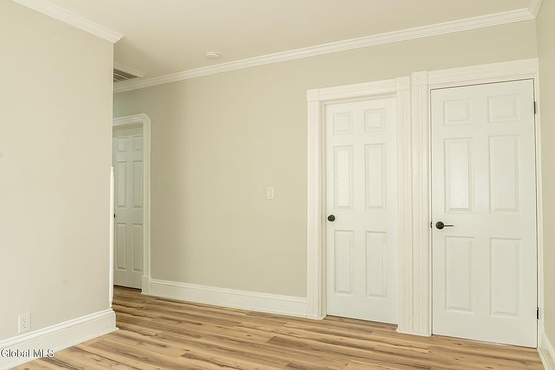 5th image of 79 Western Parkway