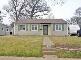 3719 13th Ave, Moline, IL 61265