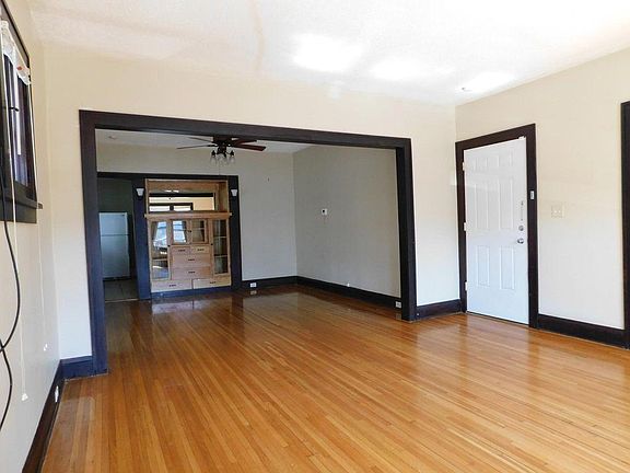 2nd image of 1653 Penn Ave N