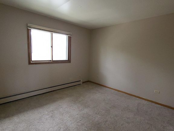 5th image of 1335 Abbott Dr APT 5