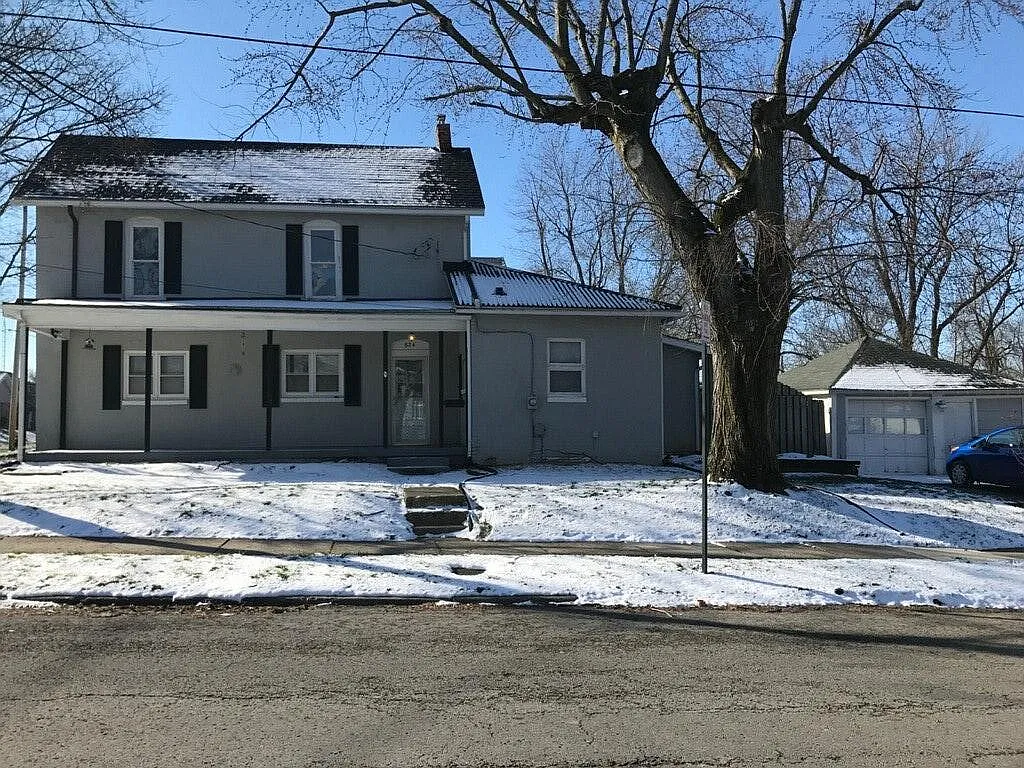 3 bed, 1411 sqft, $1,150 — Photo 1