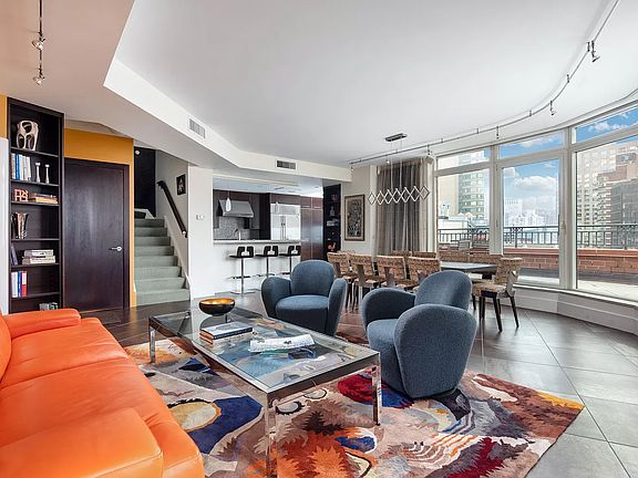2nd image of 155 W 70th St Front 1