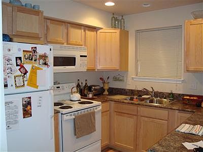 Stylish interiors to attract quality tenants and keep vacancy low. No unit has been vacant longer than one week since they were built.