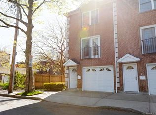 5 Saint John Connector #5, New Haven, CT 06511