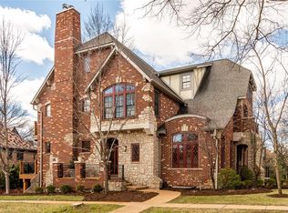 901 Glenridge Ave, Clayton, MO 63105