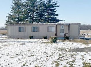 1429 County Road 740 E, Johnsonville, IL 62850