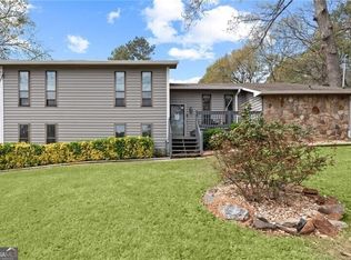 714 Cristy Ln, Woodstock, GA 30188