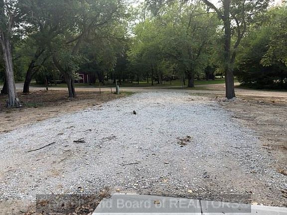 2nd image of 514 Cedar Dr