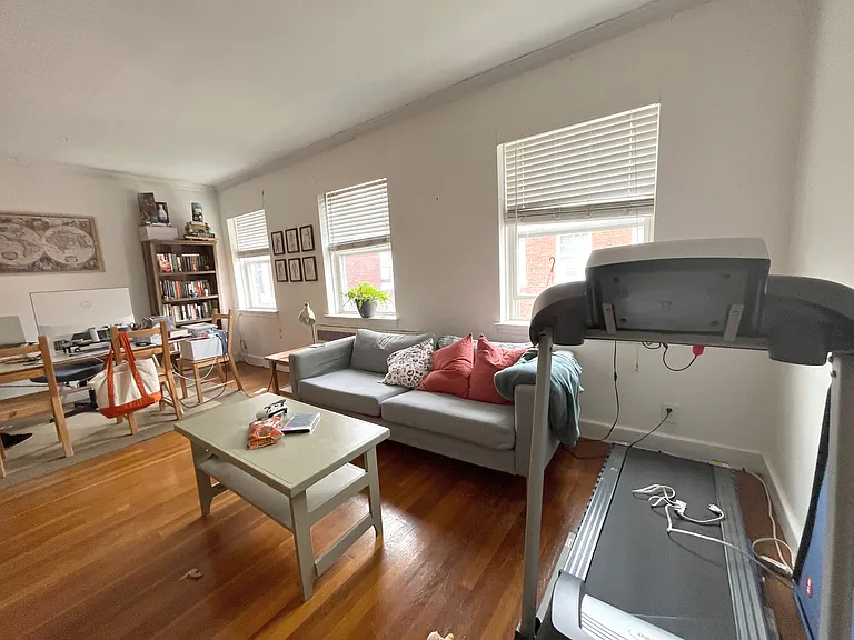 20 Fairbanks St #8F — Photo 6
