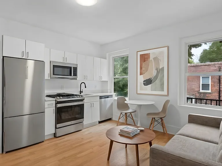 1384 State St #3 — Photo 1