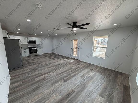 3rd image of 312 Starlite Dr #A
