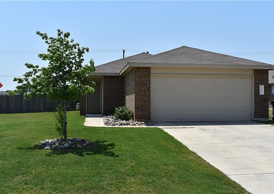 1st image of 701 Encinita Dr