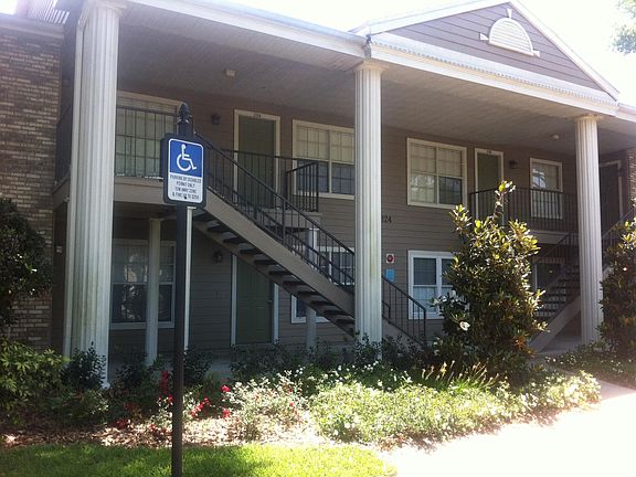 3rd image of 124 Reserve 104 Cir