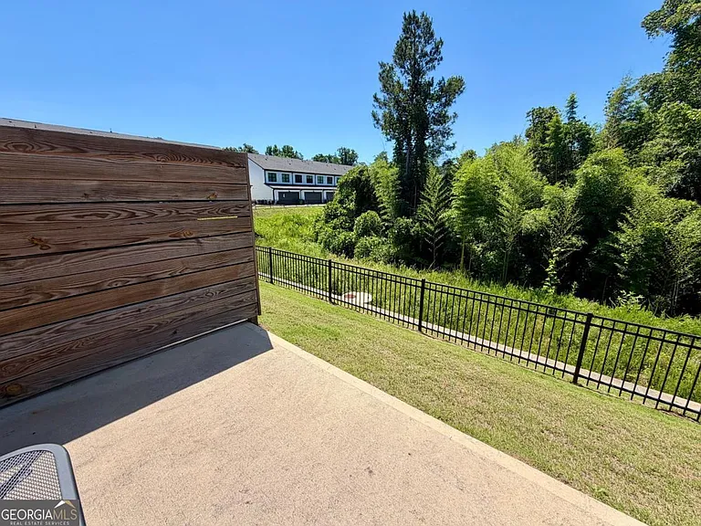 1337 Parc Bench Rd — Photo 3