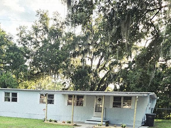 2nd image of 1616 Terry Rd