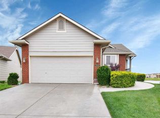 3314 N Westwind Bay Ct, Wichita, KS 67205