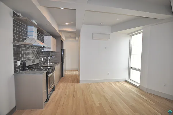 Rented by EXR | media 11