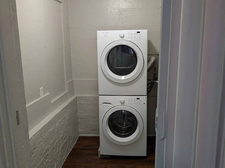 42 Grandview Ave #1 — Photo 4