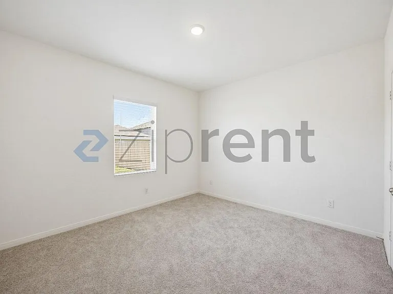 7536 Corral Smt — Photo 18